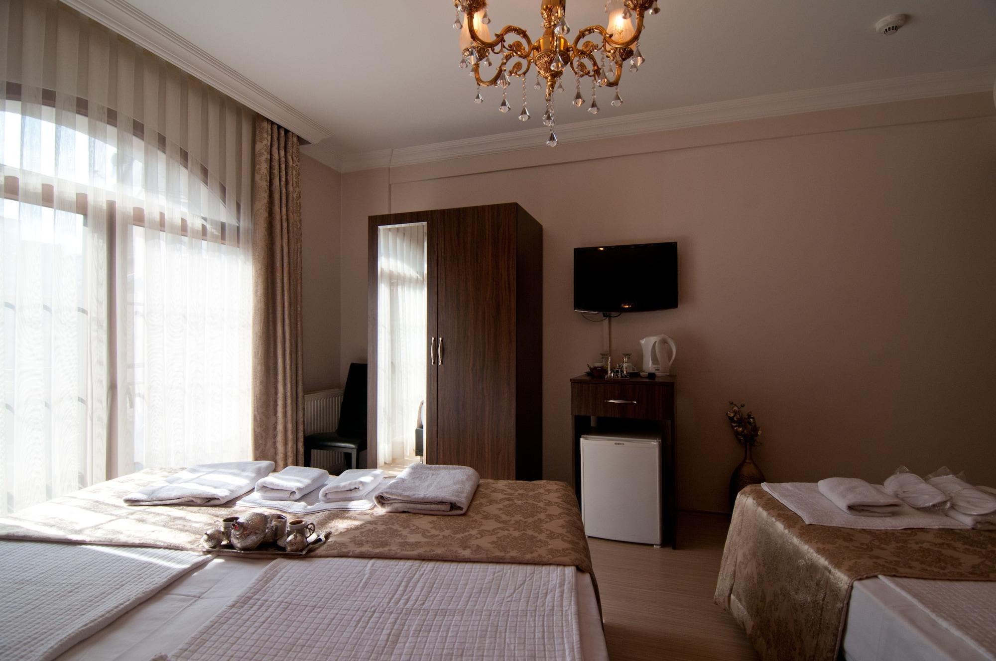 Otel Magnificent 3*